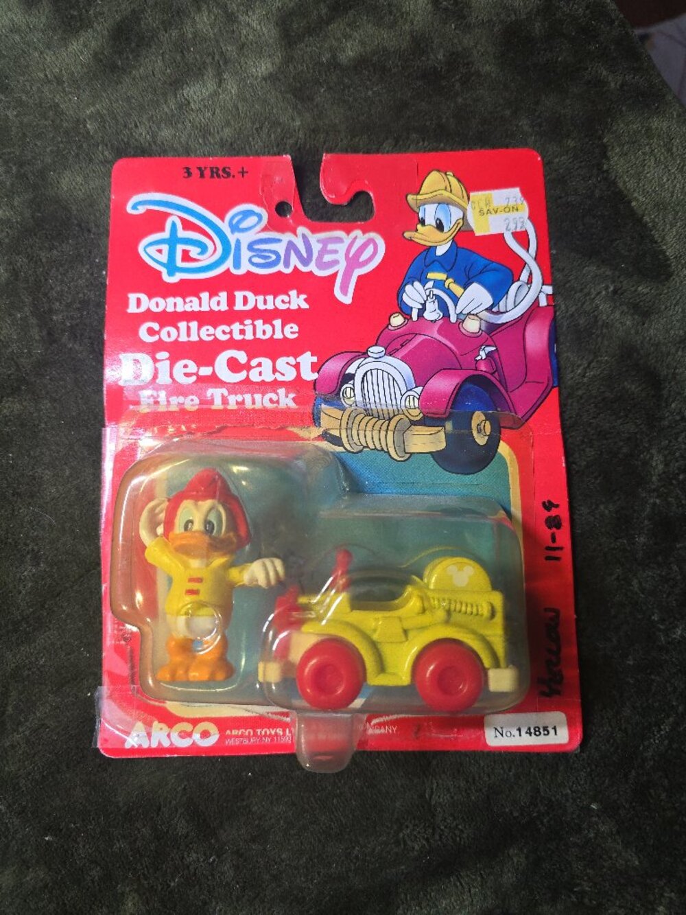 Disney Donald Duck Die-Cast Fire Truck ARCO No. 14851 Vintage Collectible